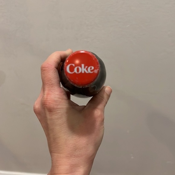 VINTAGE COKE BOTTLE WITH 2017 NATIONAL CHAMPIONS UNIVERSITY OF ALABAMA - Picture 3 of 3